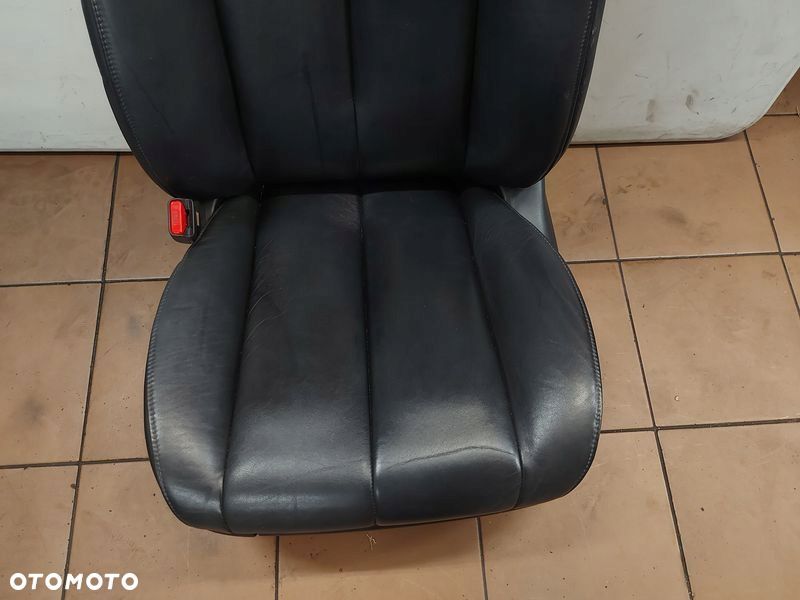 CX-7 LIFT FOTEL LEWY PRZÓD SKÓRA GRZANY ELEKTRYKA UK - 4