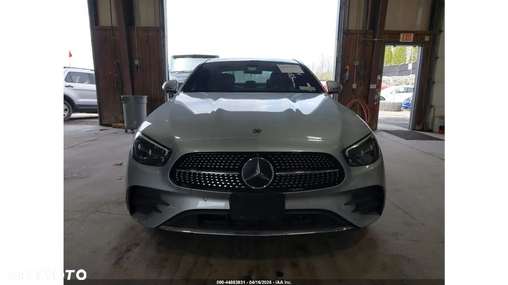 Mercedes-Benz Klasa E - 2