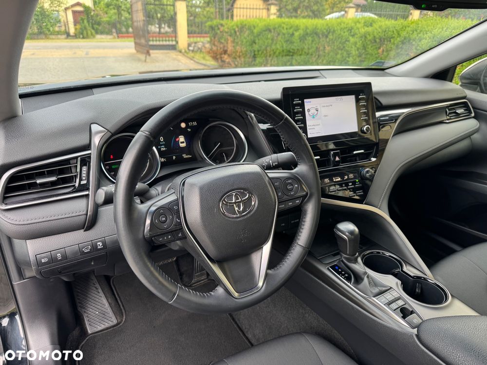 Toyota Camry 2.5 Hybrid Comfort CVT - 11