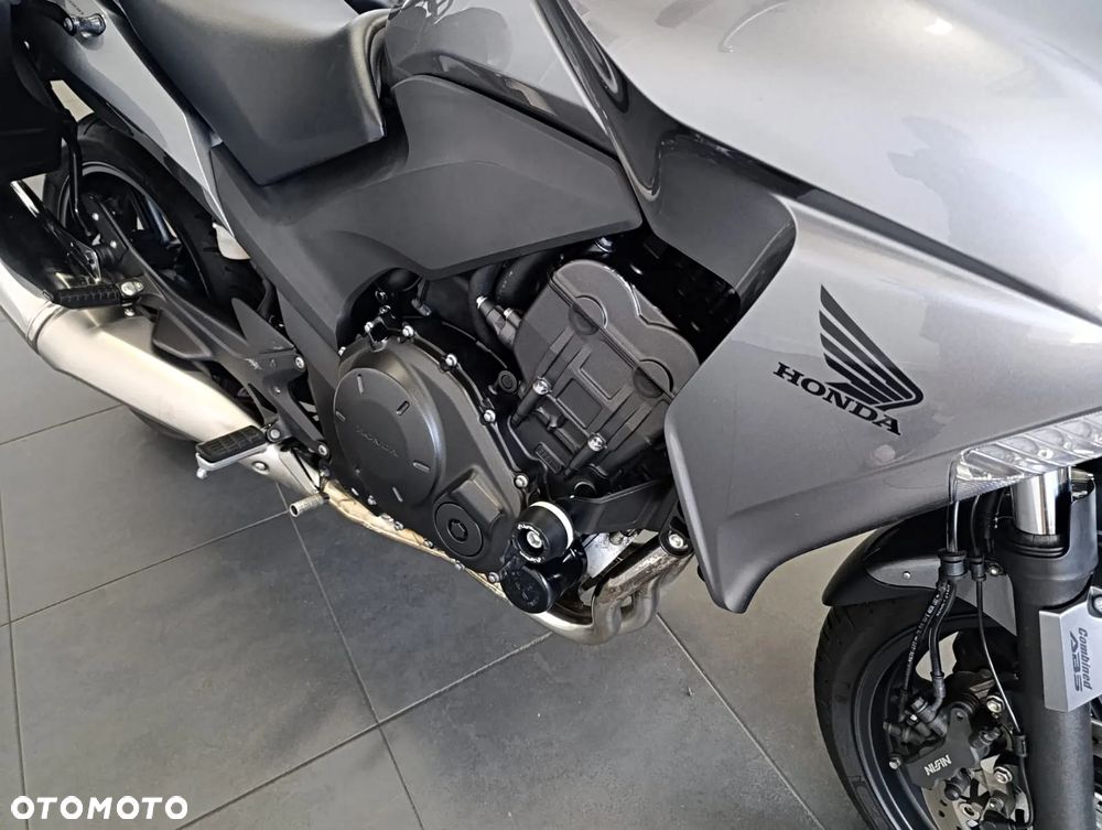 Honda CBF - 4