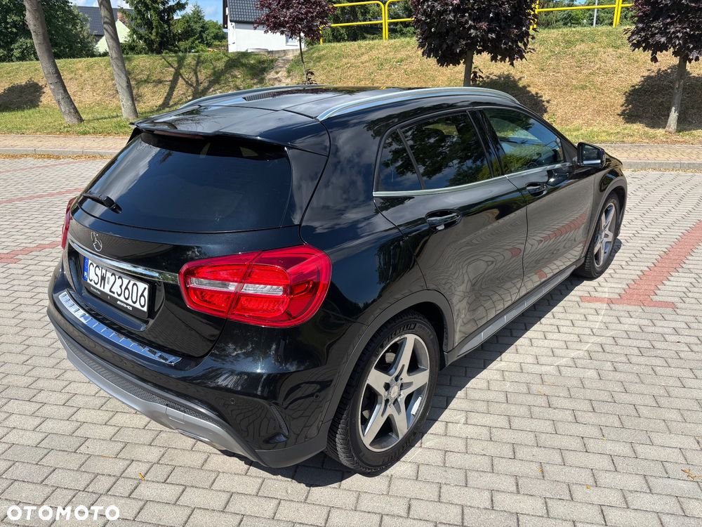 Mercedes-Benz GLA 250 4-Matic - 6
