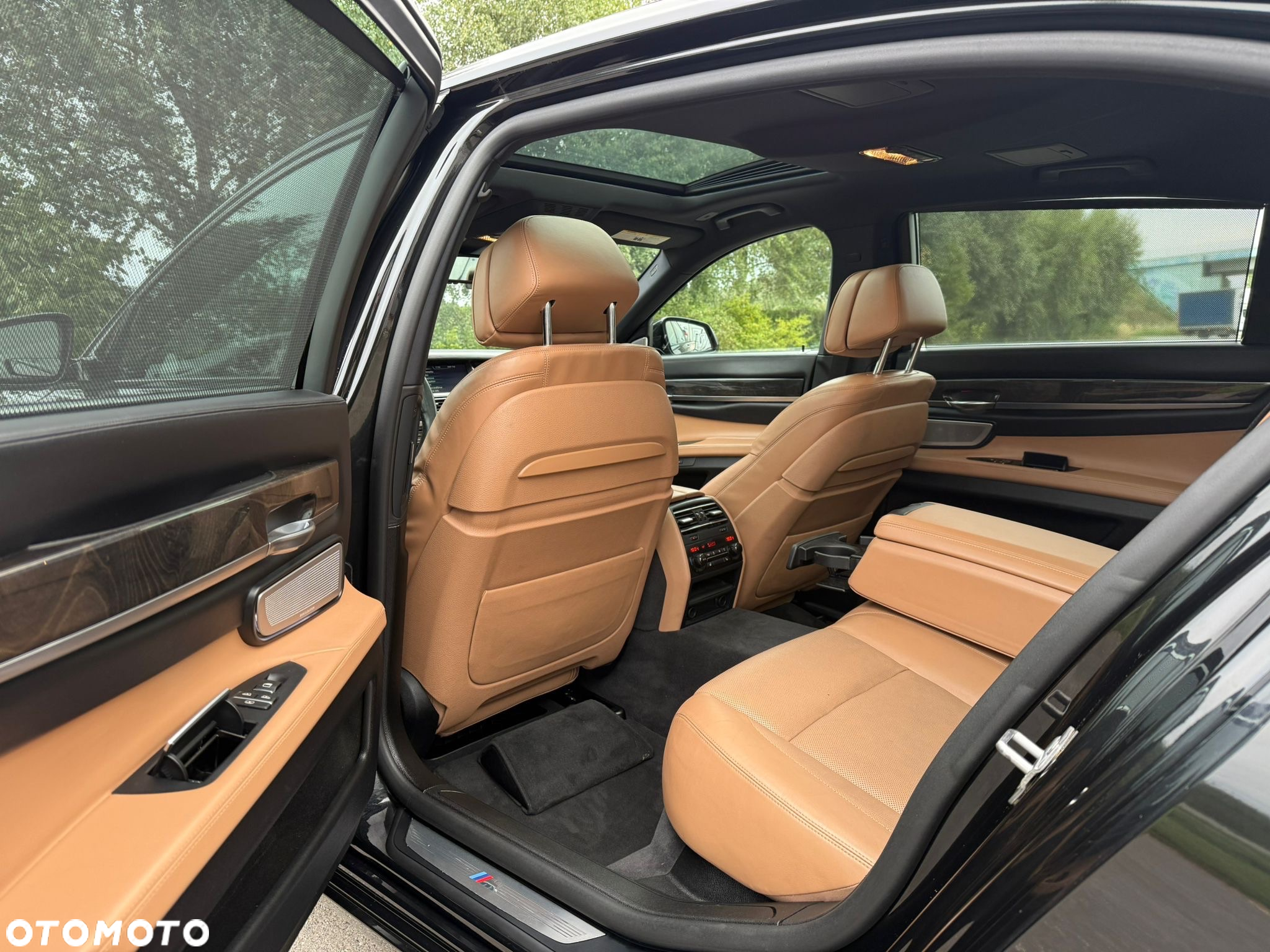 BMW Seria 7 750Li - 19