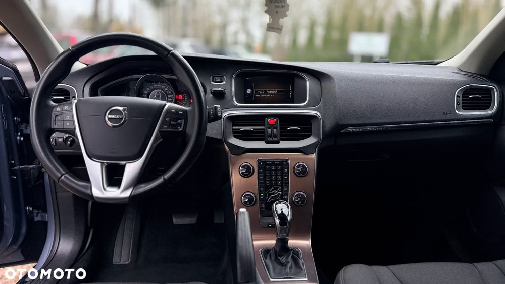 Volvo V40 T3 Drive-E Momentum - 19