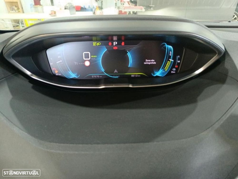 Peugeot 3008 1.6 Hybrid Allure Pack e-EAT8 - 3
