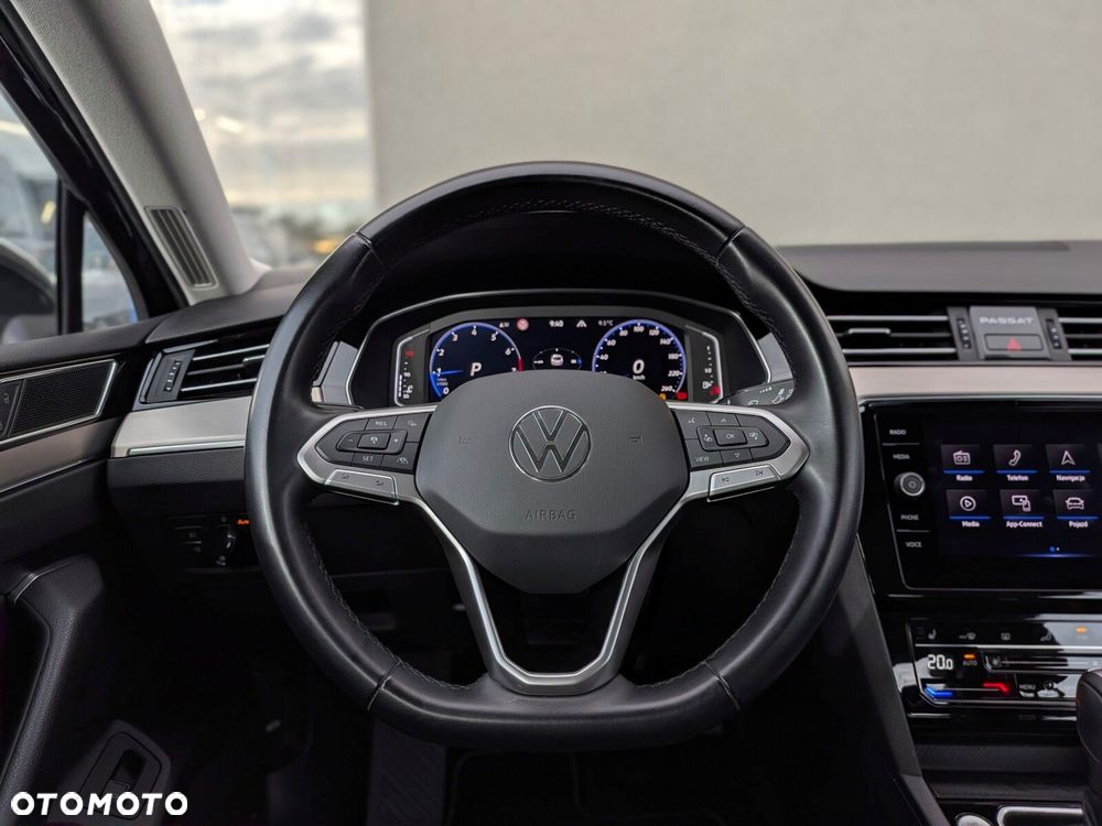 Volkswagen Passat 1.5 TSI EVO Elegance DSG - 23