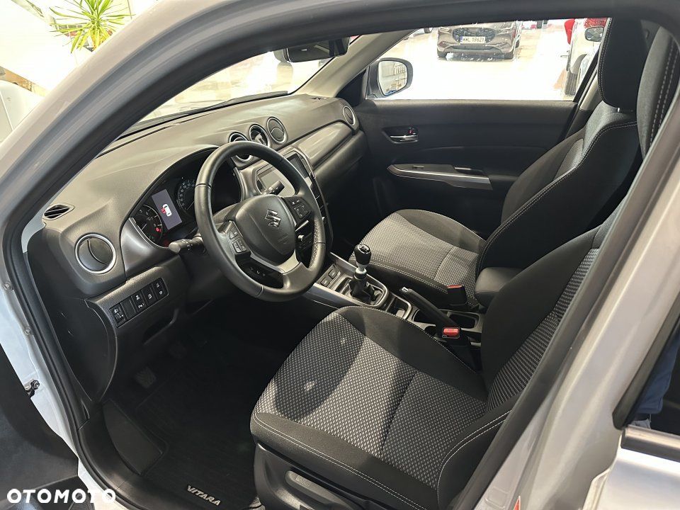 Suzuki Vitara - 7