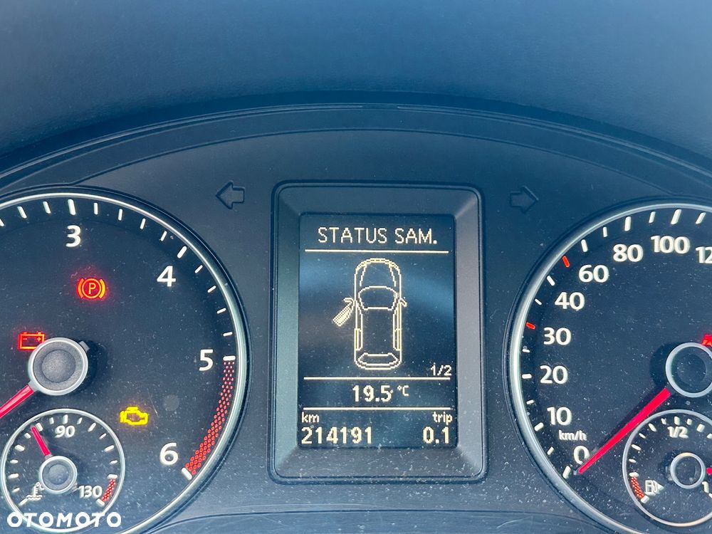 Volkswagen Golf Plus 2.0 TDI Highline - 31