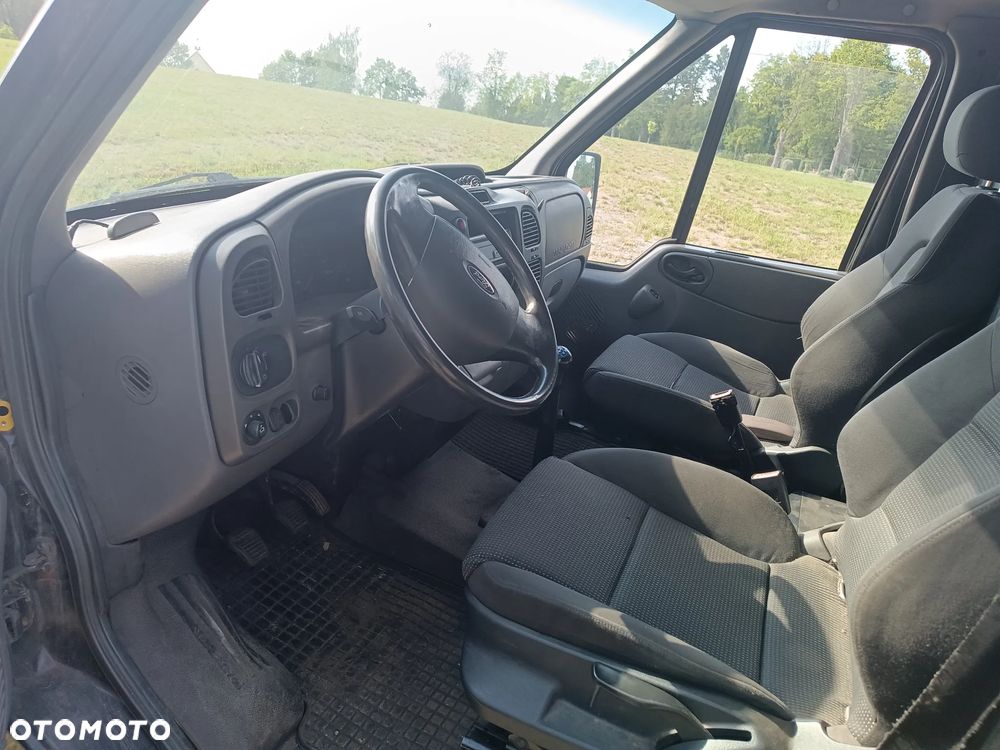 Ford Transit - 5