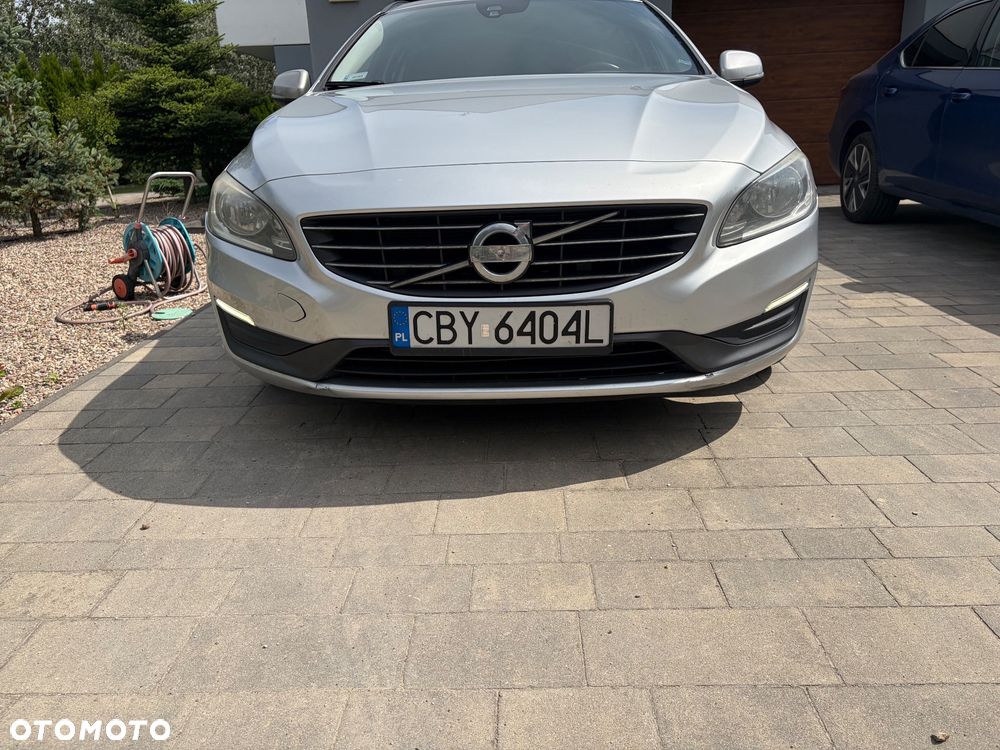 Volvo V60 D4 - 3