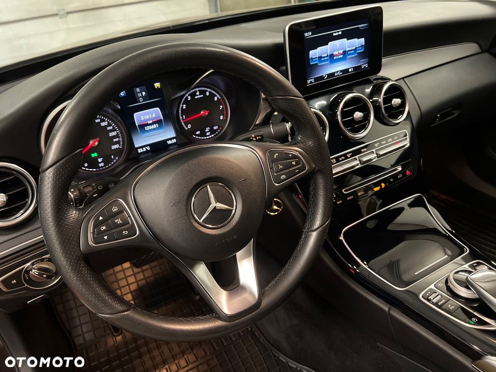 Mercedes-Benz Klasa C 180 9G-TRONIC - 29