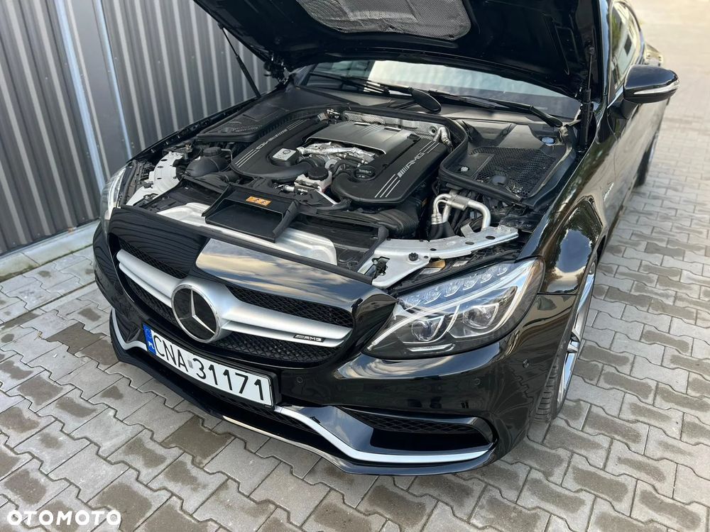 Mercedes-Benz Klasa C AMG 63 Cabrio AMG Speedshift MCT 9G - 4