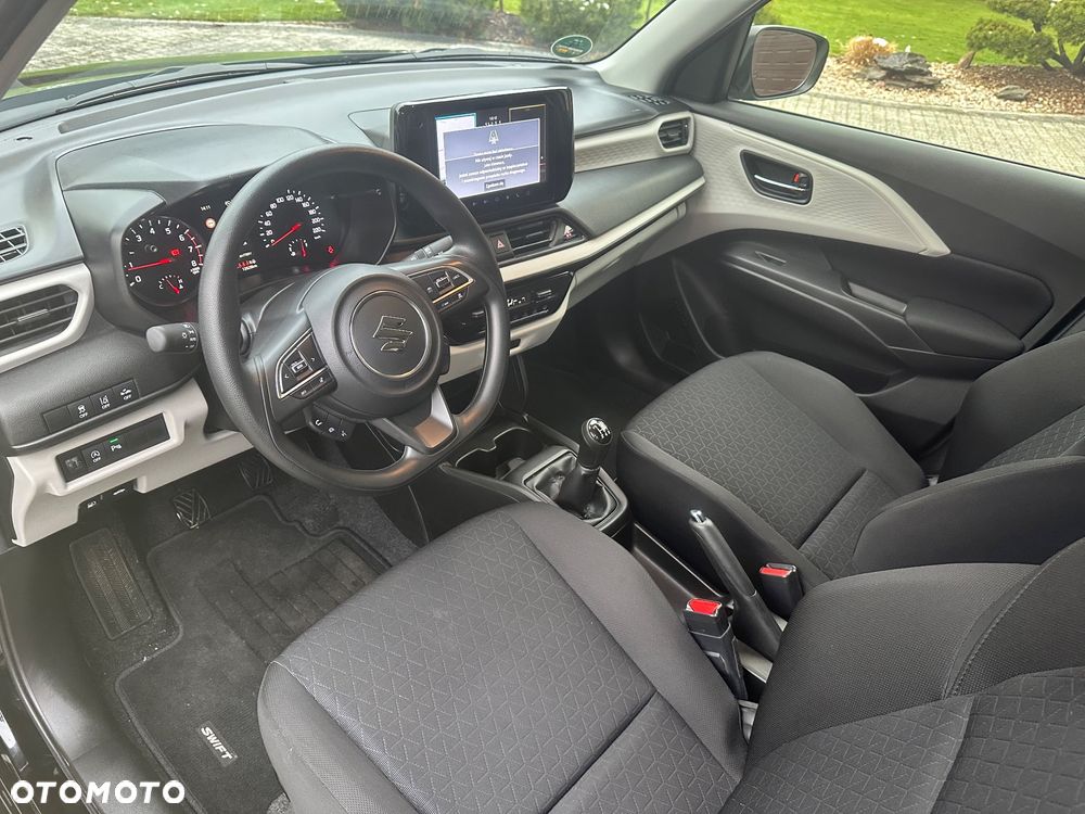 Suzuki Swift 1.2 Dualjet Hybrid Comfort - 12