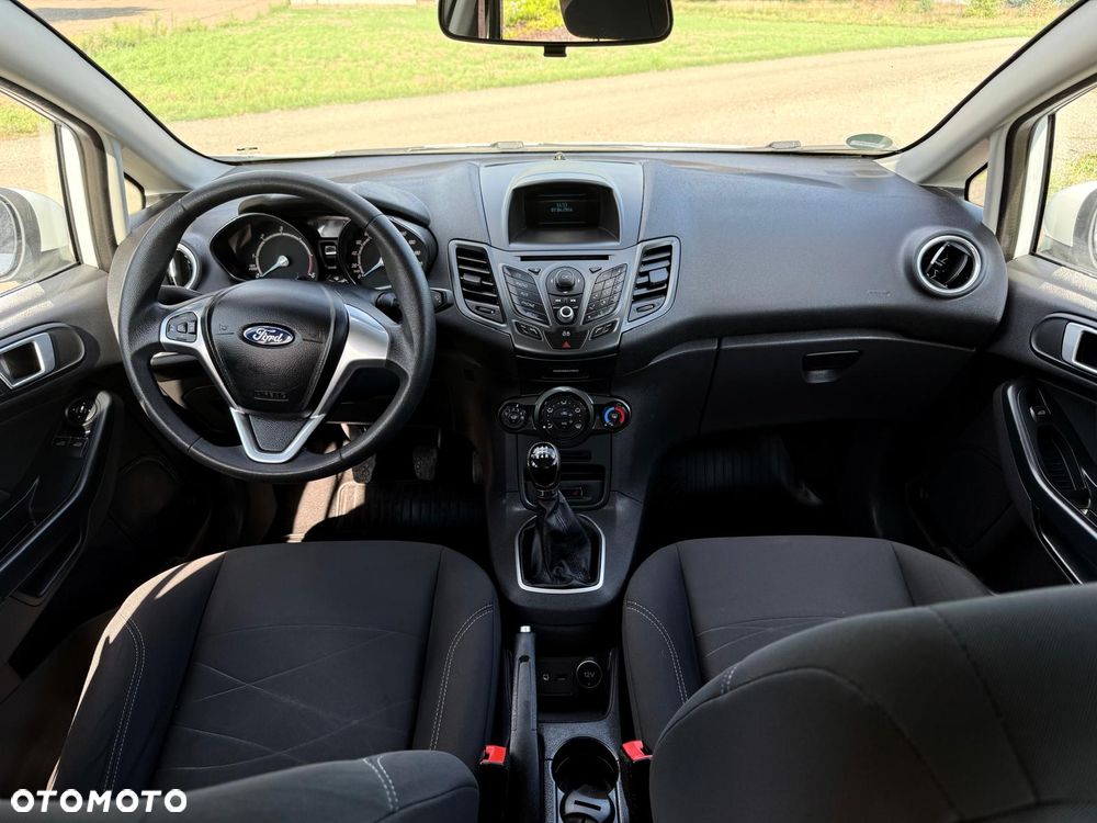 Ford Fiesta 1.5 TDCi Celebration - 12