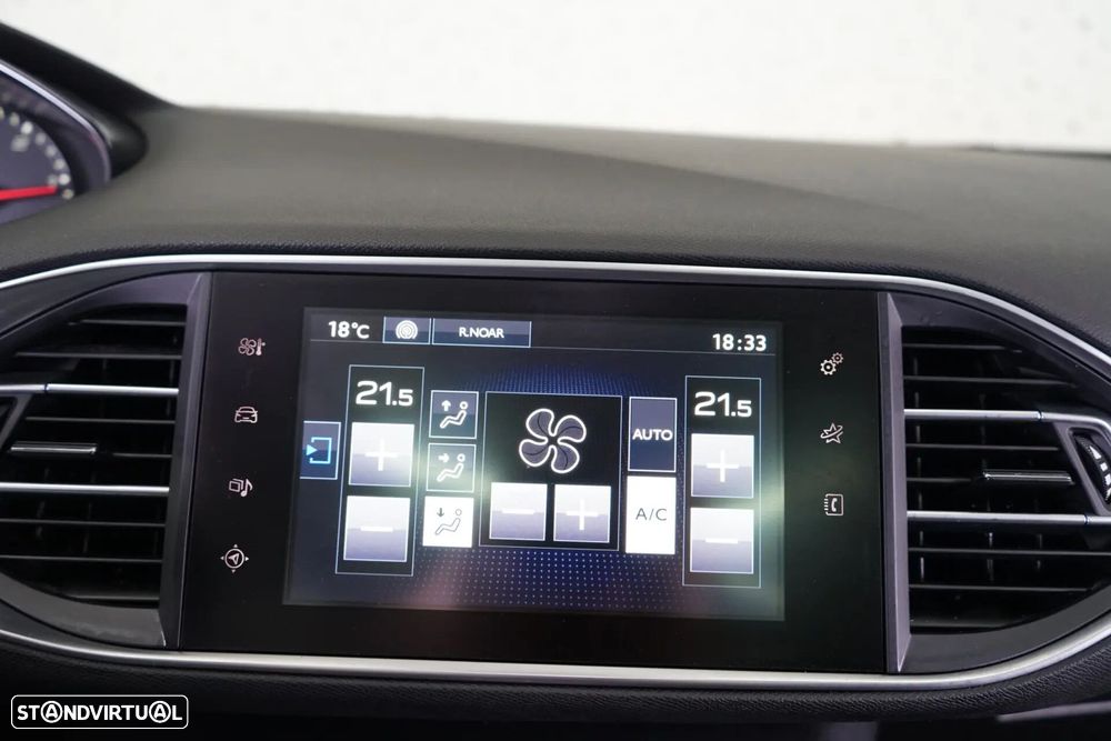 Peugeot 308 SW 1.6 BlueHDi Allure - 32