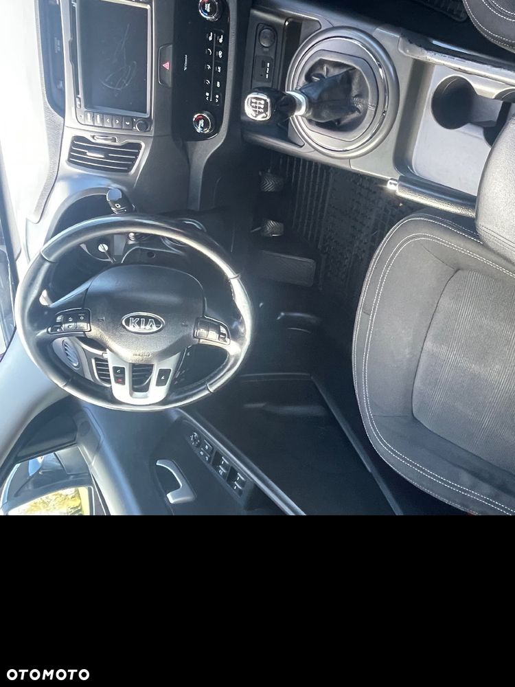 Kia Sportage 1.7 CRDI M 2WD - 8