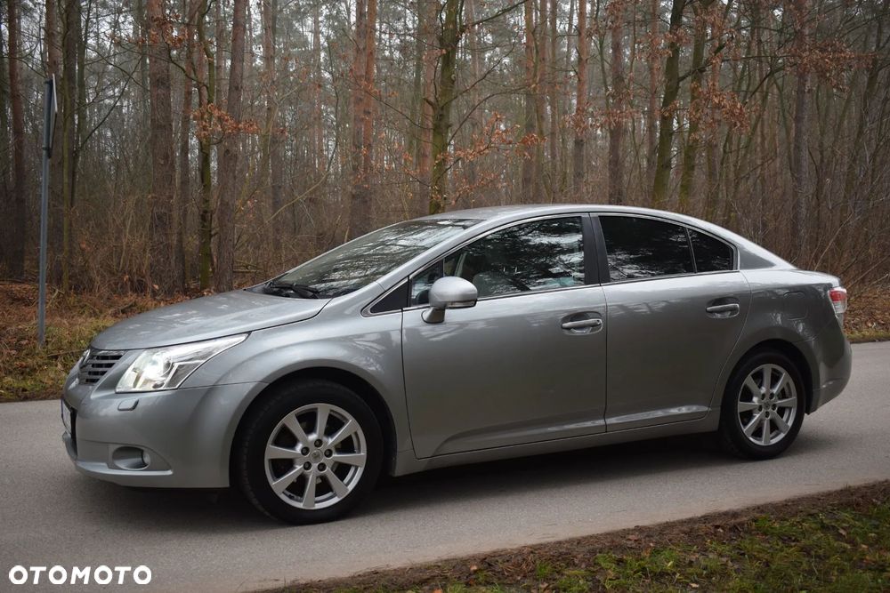 Toyota Avensis 2.0 Sol plus EU5 - 3