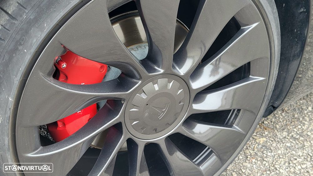 Tesla Model 3 Performance Dual Motor AWD - 17