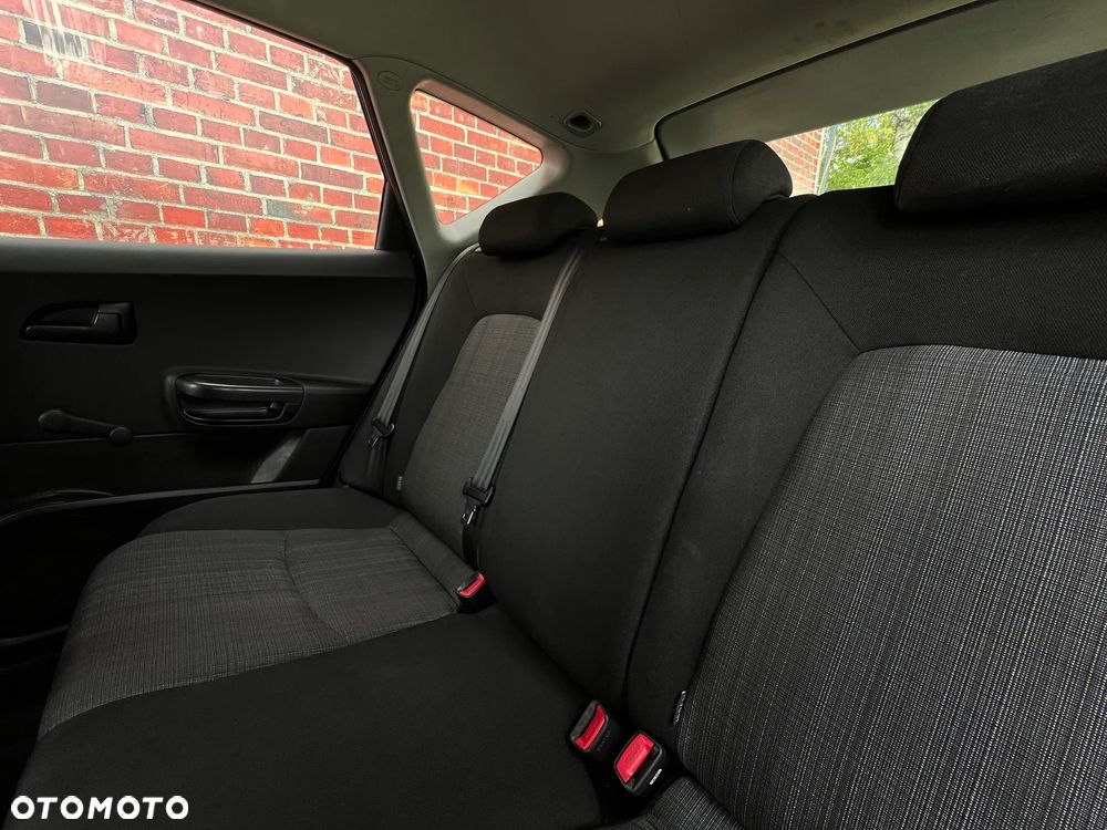 Kia Ceed - 17