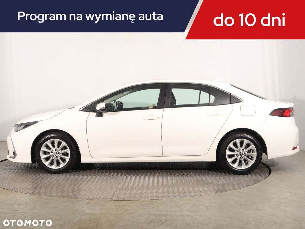 Toyota Corolla - 4