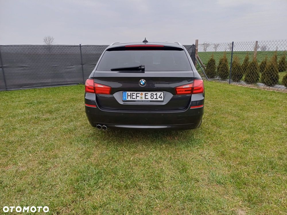 BMW Seria 5 520d - 5