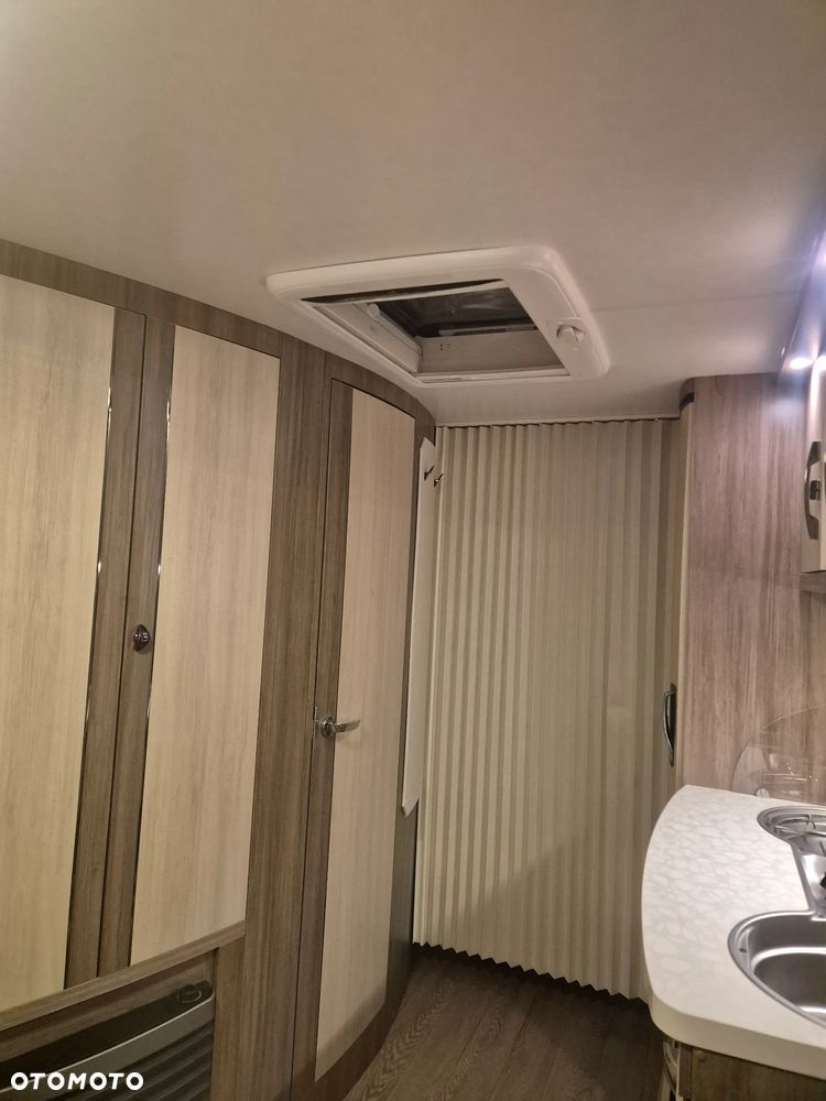 Hobby De Luxe 495 UL - 24