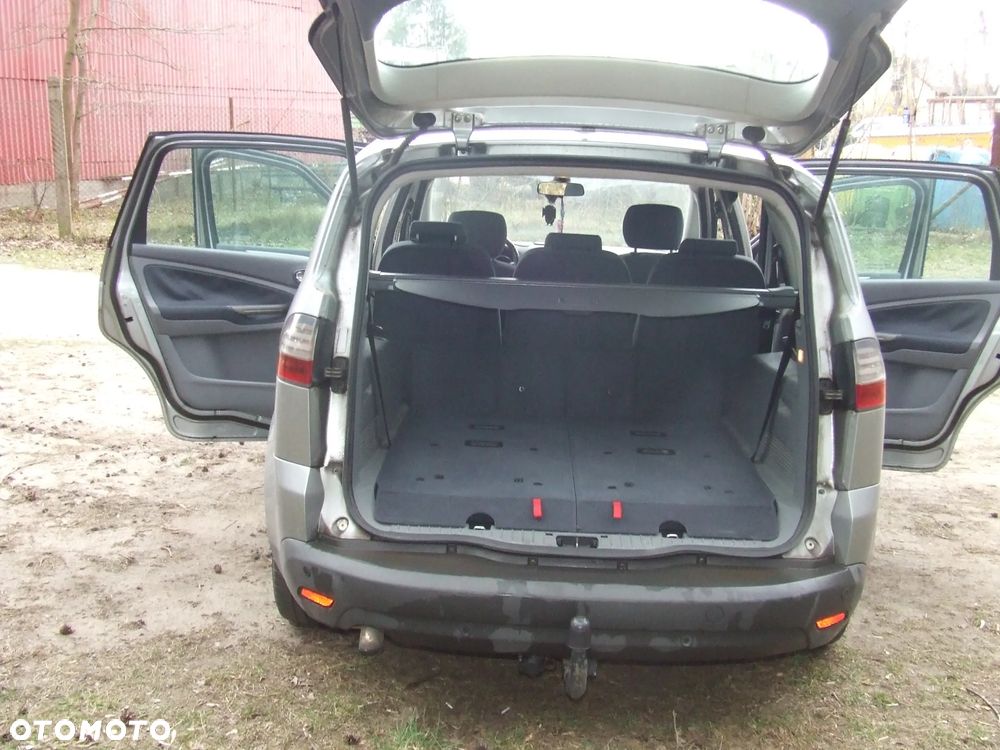 Ford S-Max 1.8 TDCi Ambiente - 18