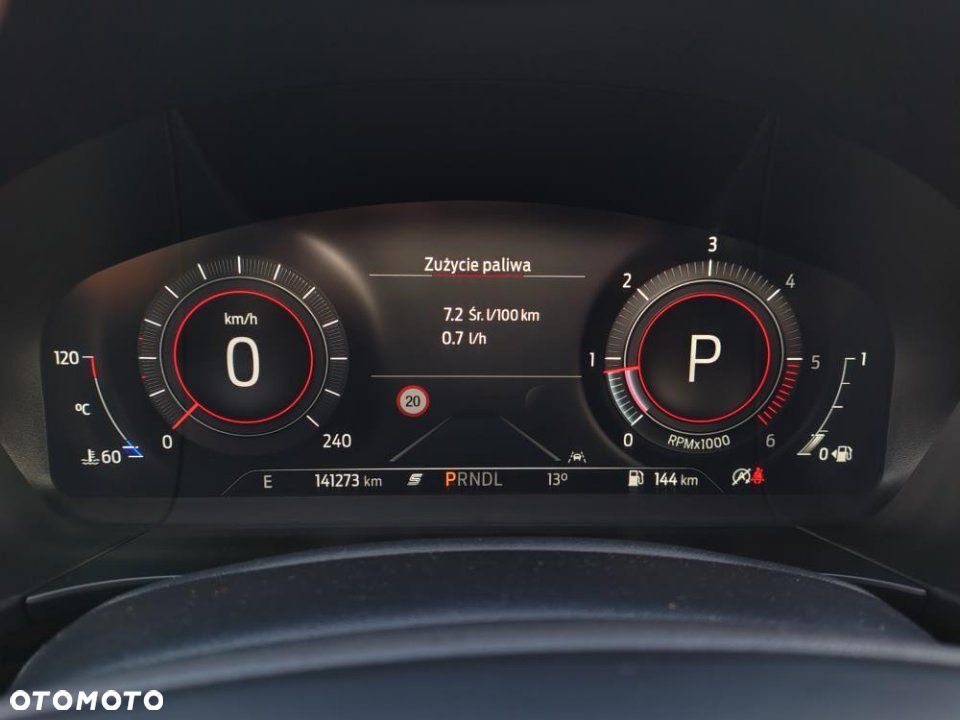 Ford Kuga - 26
