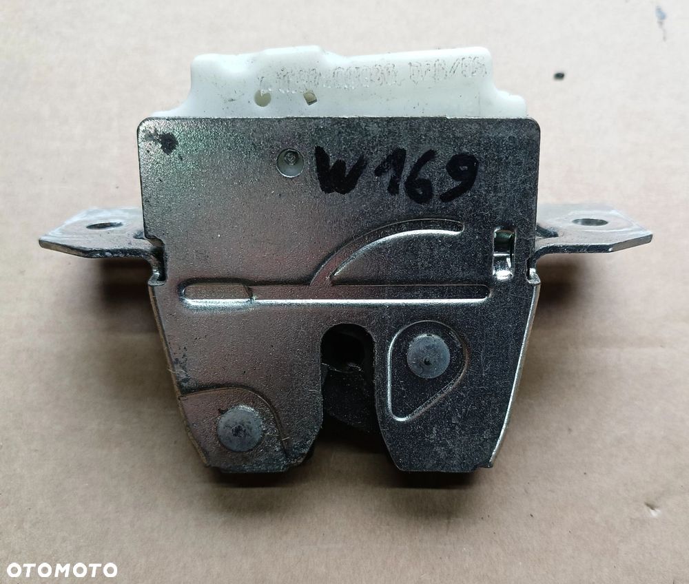 W169 zamek klapy tył W245 A klasa Mercedes