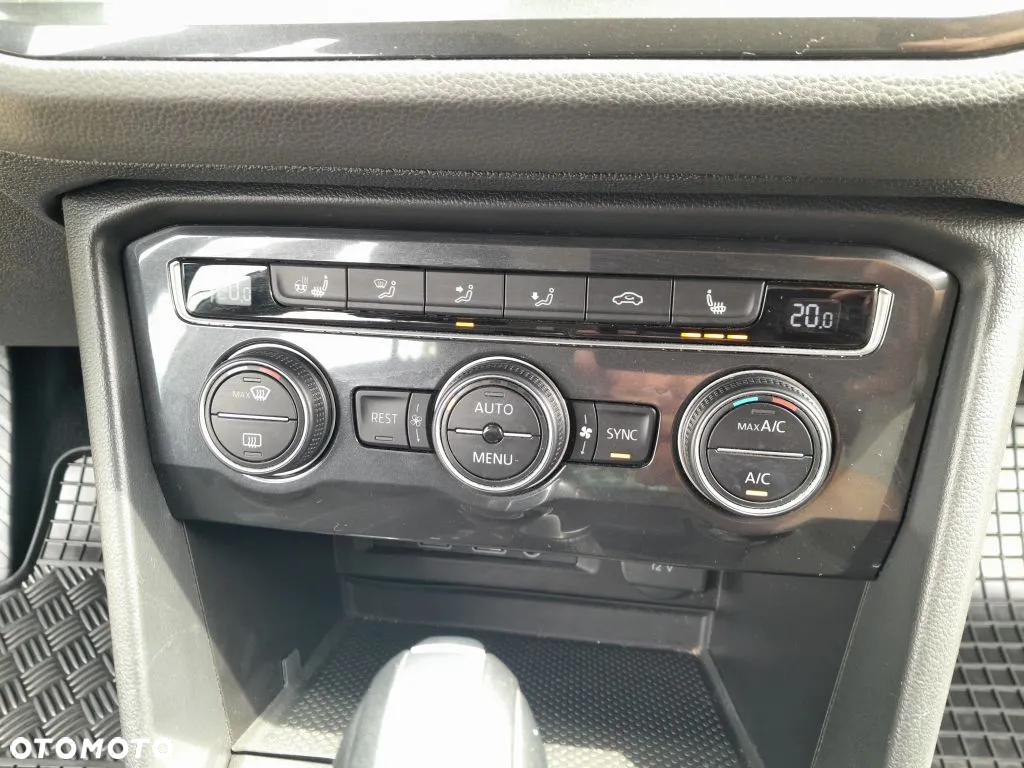 Volkswagen Tiguan 2.0 TDI BMT SCR Comfortline DSG - 11