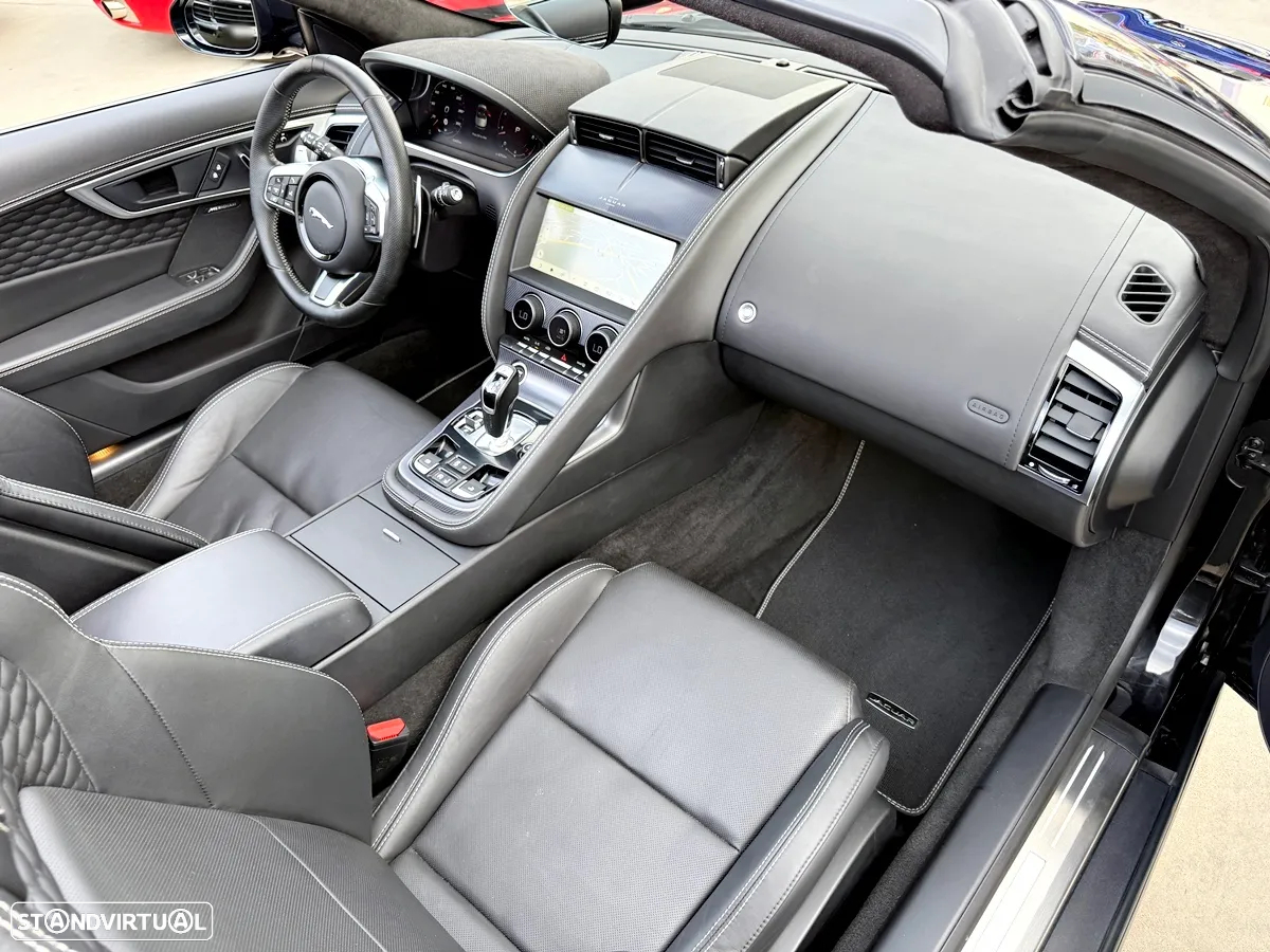 Jaguar F-Type 2.0 i4 R-Dynamic Black - 25