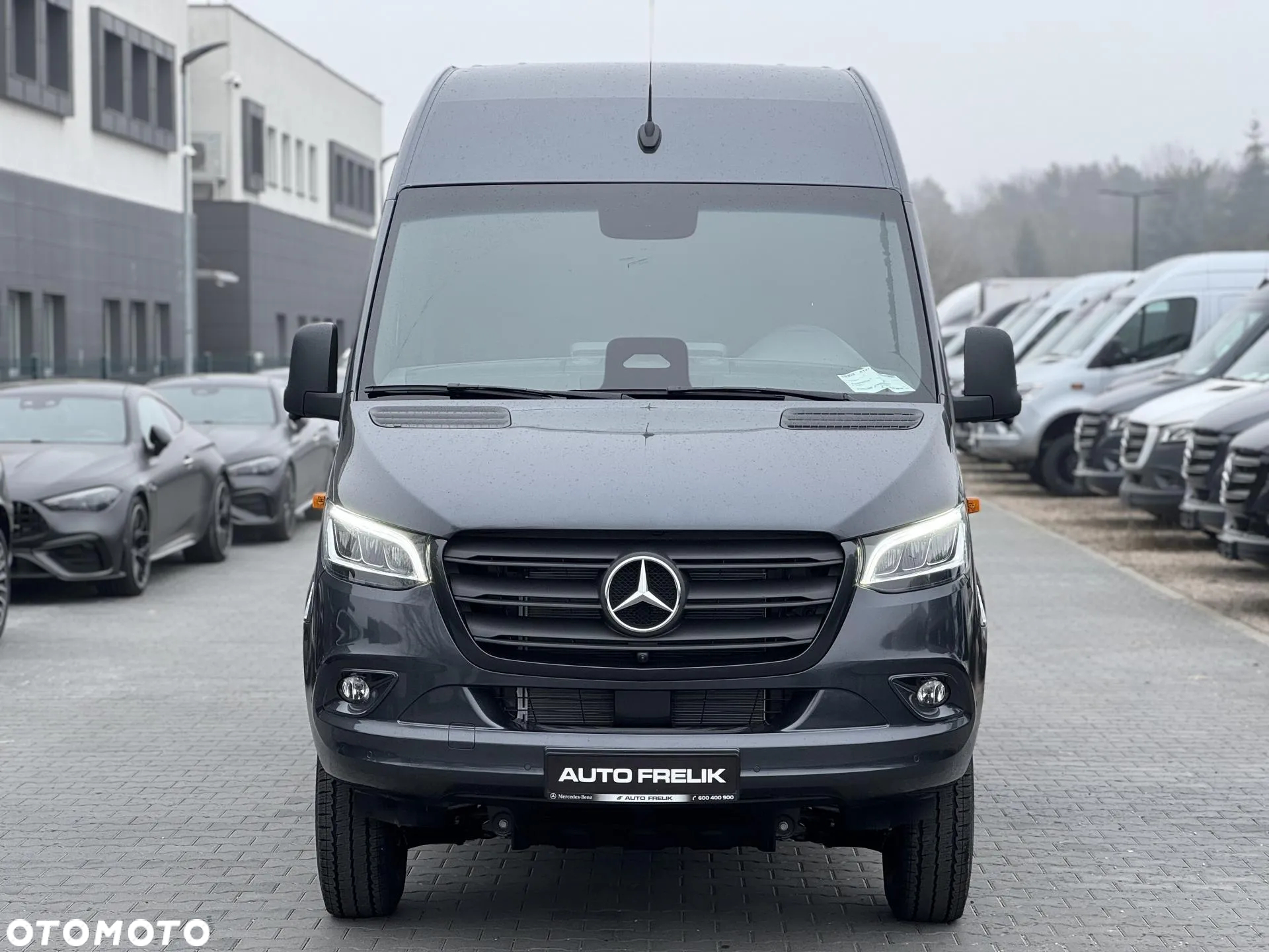 Mercedes-Benz Sprinter - 3
