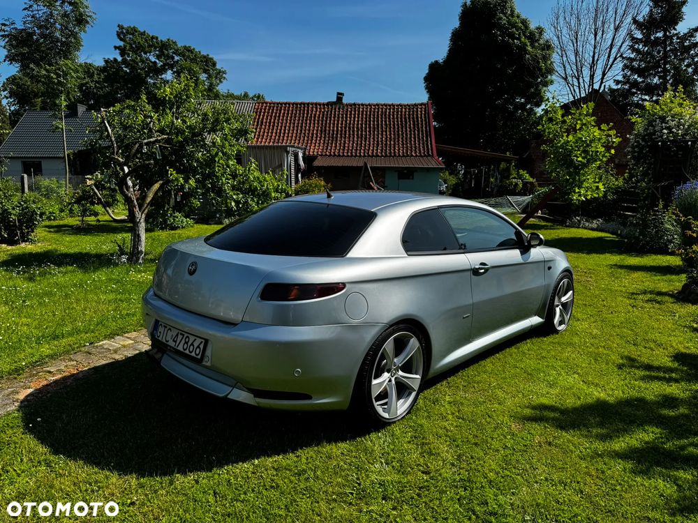 Alfa Romeo GT 1.9 JTD M-Jet DPF Distinctive Collezione - 5