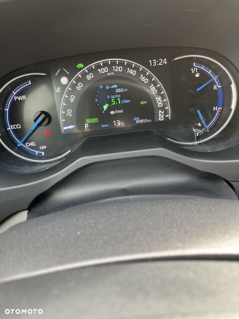 Toyota RAV4 - 9