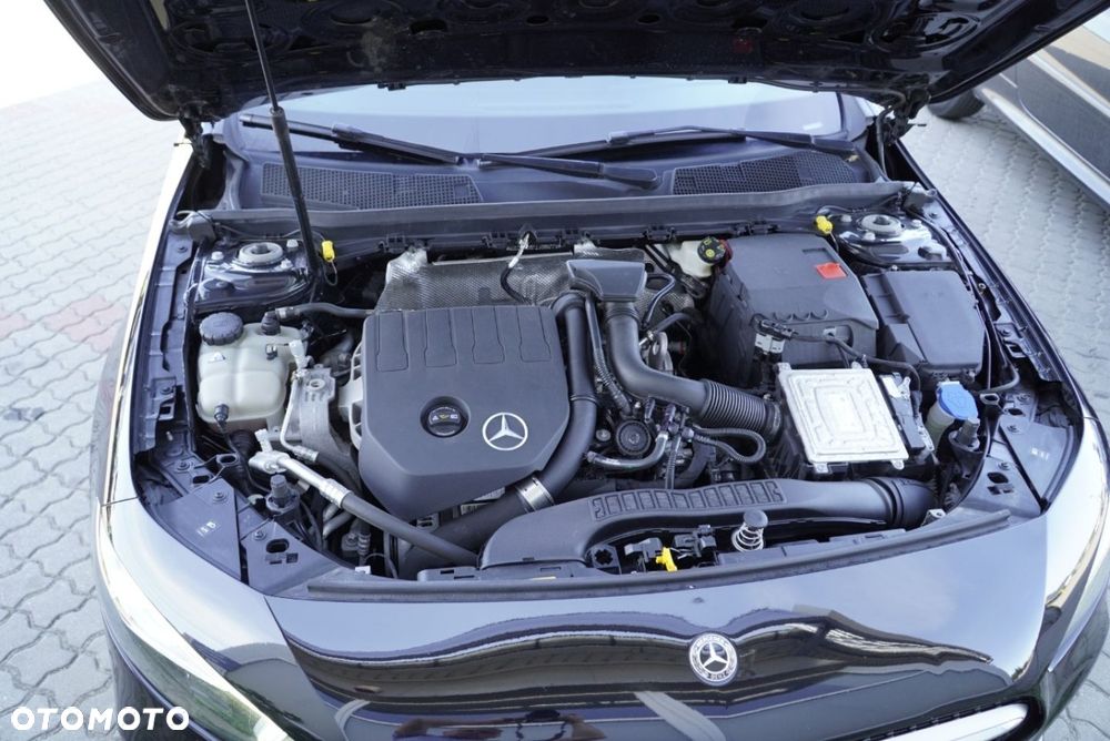 Mercedes-Benz Klasa A 200 4Matic 8G-DCT Progressive - 29