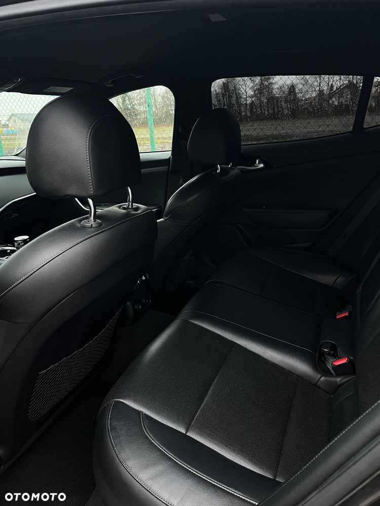 Kia Stinger 2.0 T-GDI GT Line - 17