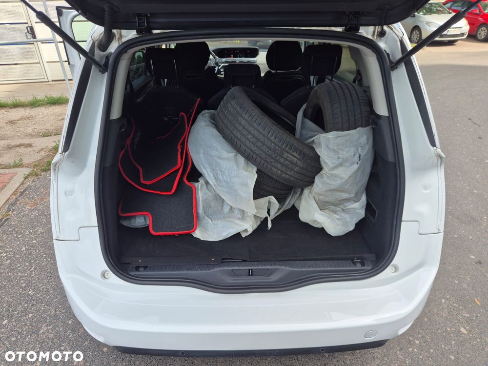 Citroën C4 Picasso 1.2 PureTech Shine S&S - 20