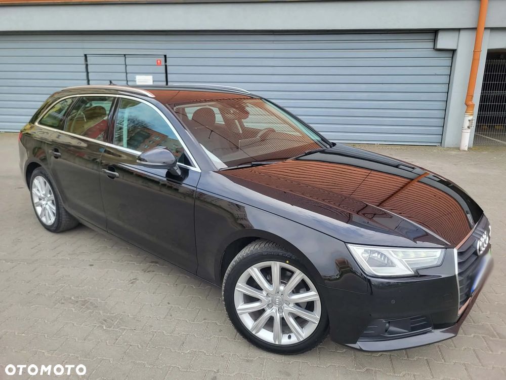 Audi A4 Avant 40 TFSI S tronic sport - 16