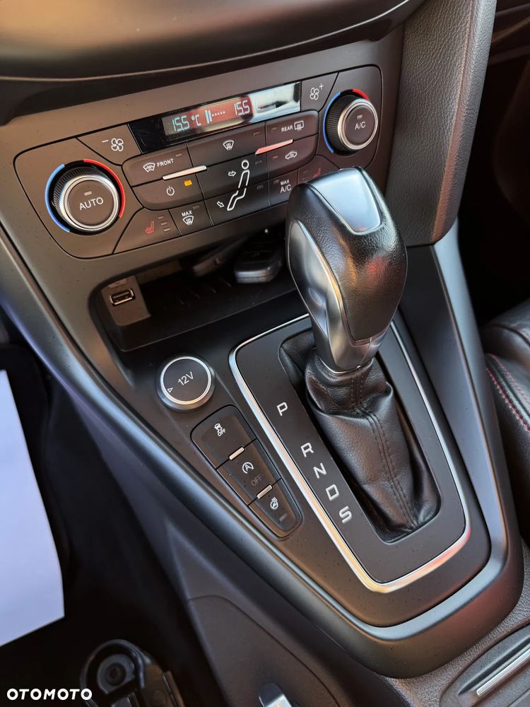 Ford Focus 2.0 TDCi ST-2 PowerShift - 40
