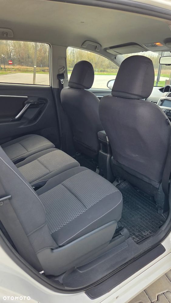 Toyota Verso 1.8 Premium - 8