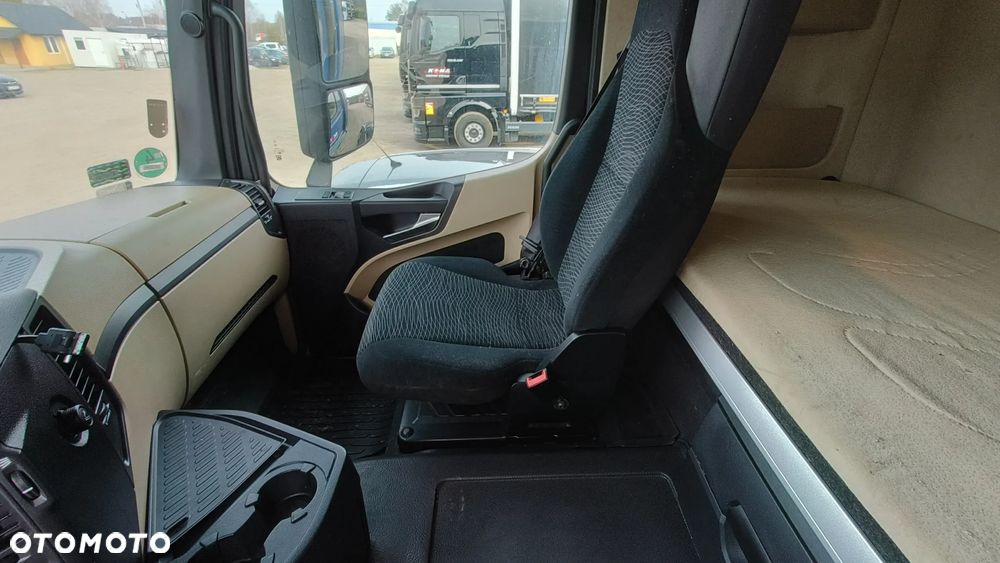 Mercedes-Benz ACTROS 1830 - 29