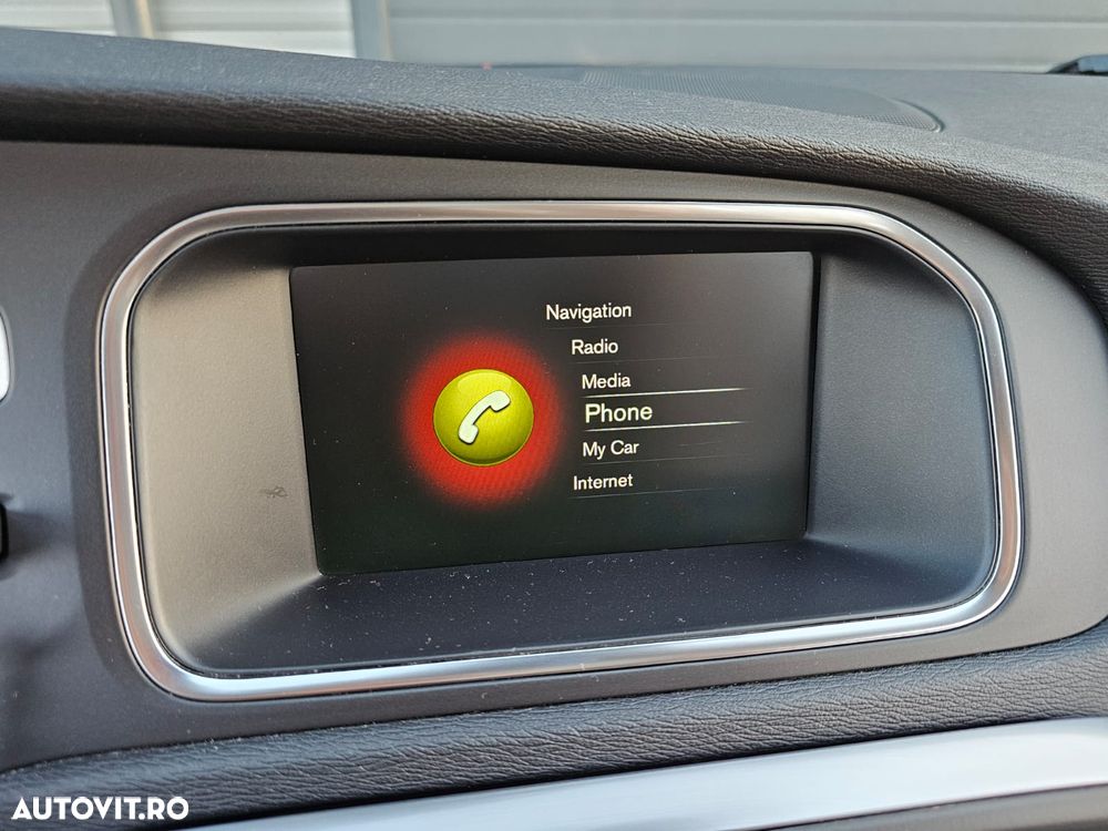 Volvo V40 D2 Geartronic - 31