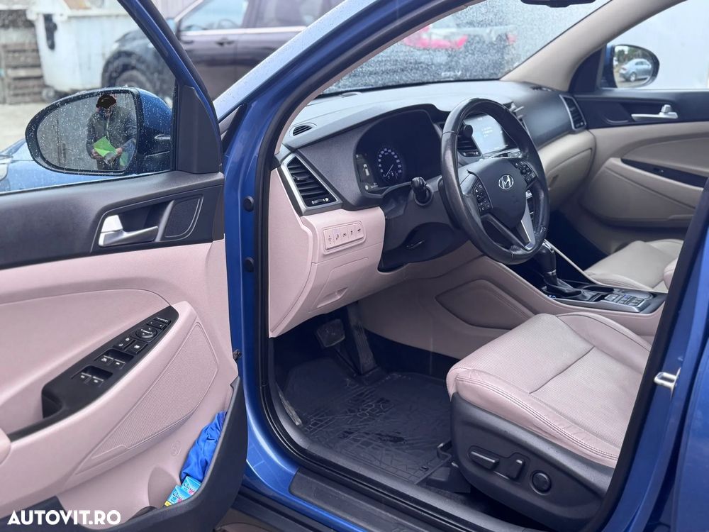 Hyundai Tucson 2.0 CRDI 4WD 6AT Luxury Pack+ - 7