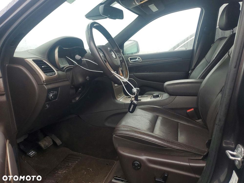Jeep Grand Cherokee - 8