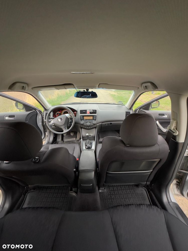 Honda Accord 2.0 Comfort - 21