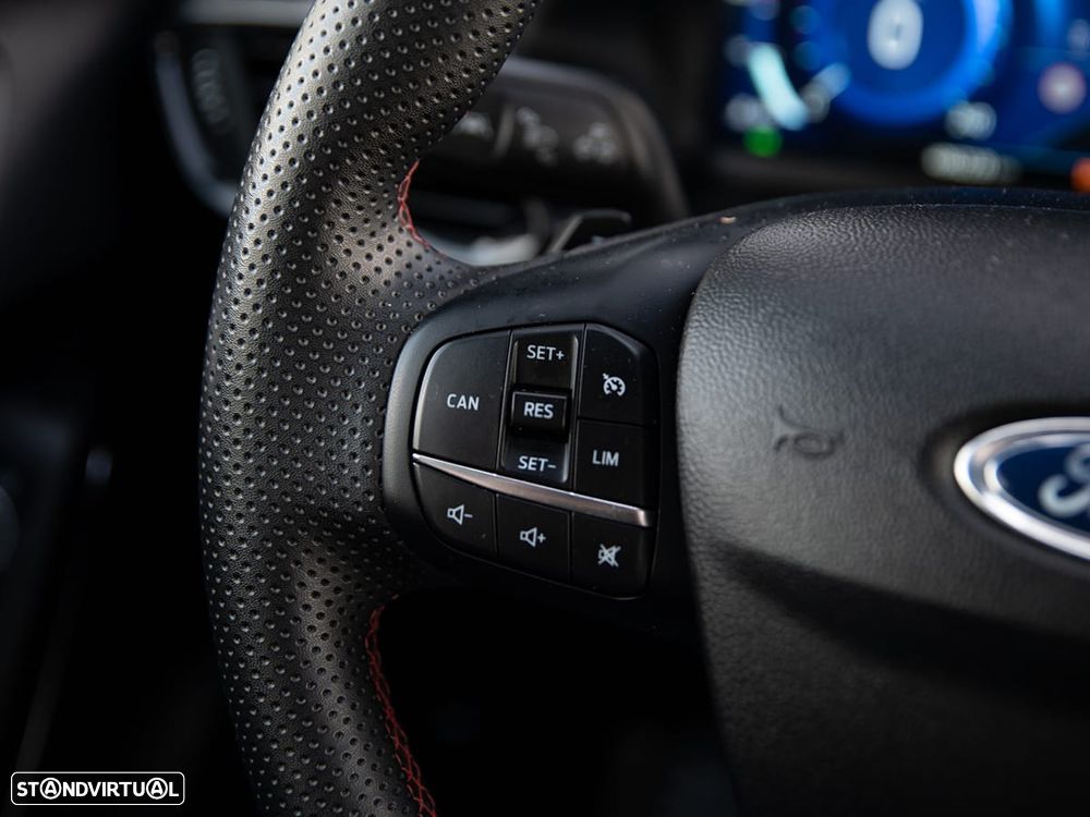 Ford Puma 1.0 EcoBoost Hybrid Aut. ST-LINE DESIGN - 17