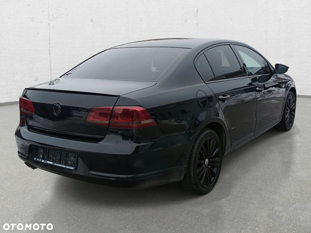 Volkswagen Passat - 7
