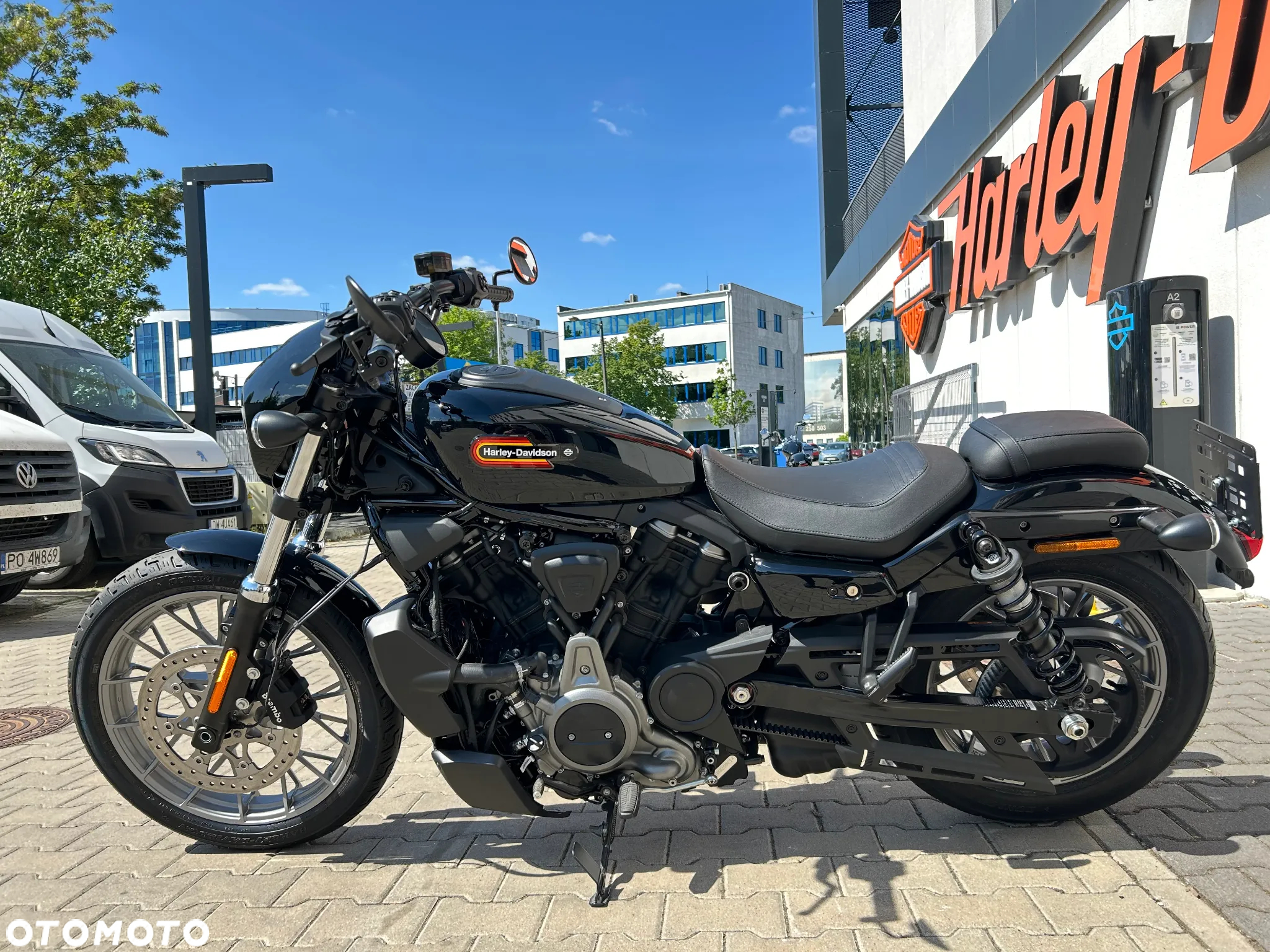 Harley-Davidson Sportster Nightster 975 - 9