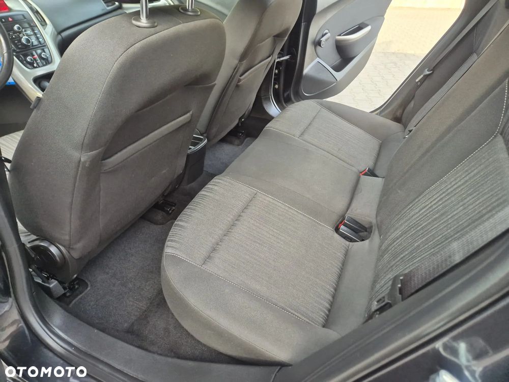 Opel Astra - 20