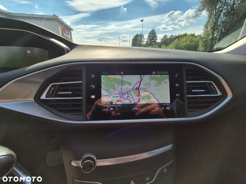 Peugeot 308 BlueHDi 130 EAT8 Allure Pack - 13