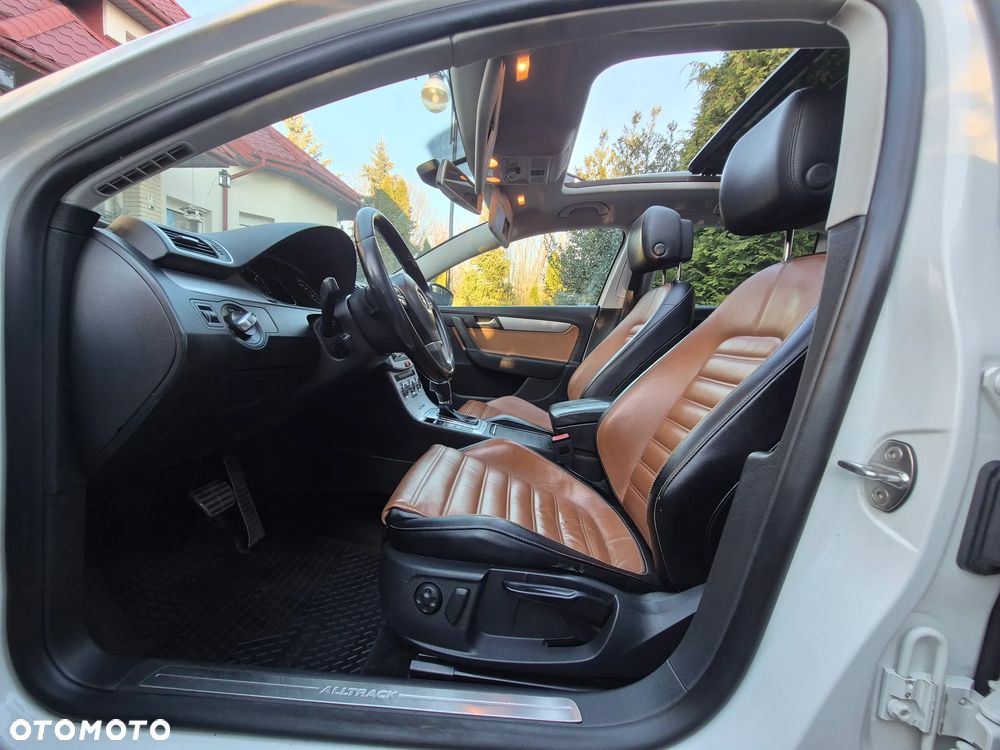 Volkswagen Passat 2.0 TDI DSG BlueMotion Technology Highline - 31